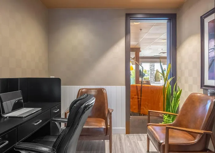 Ramada By Wyndham Surrey/Langley